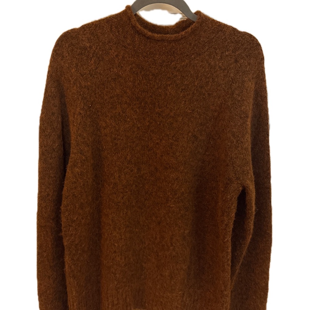 Banana Republic Burnt Orange Rollneck Sweater with Ribbed Detailing - Picture 2 of 4